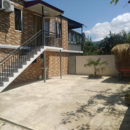 M2 House Villa Chakvi Kültér fotó