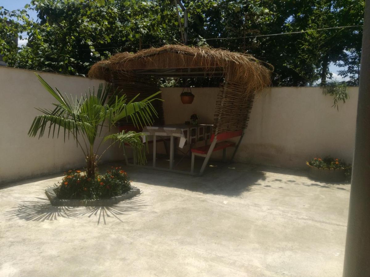 M2 House Villa Chakvi Kültér fotó