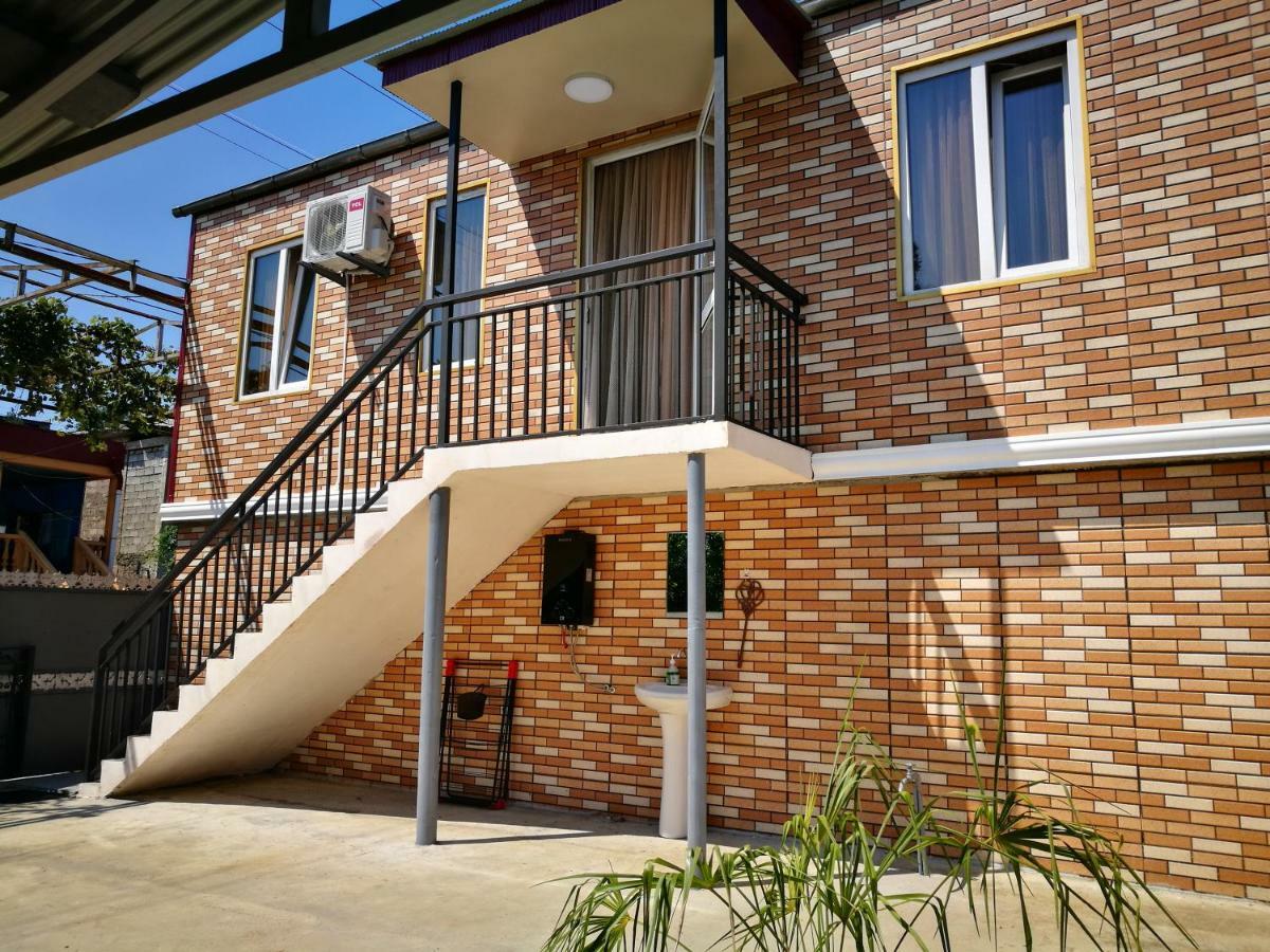 M2 House Villa Chakvi Kültér fotó